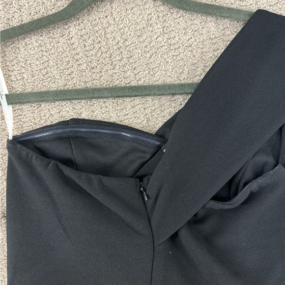 LULUS MYSTERIOUS MUSE ONE SHOULDER OFF THE SHOULDER TULIP MINI DRESS - Picture 6 of 7